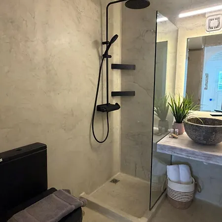 Apartmán Luxury Living With Iconic Windmill & Sunset Views